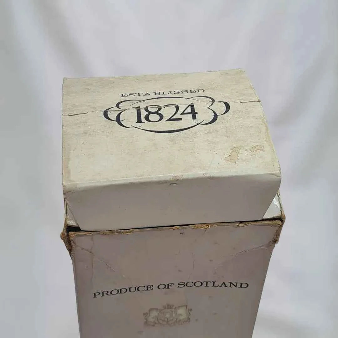 Bottiglia di scotch whisky Macallan 8 years old | Single Malt | 75cl 43% | Sherry Wood Cask | Rinaldi