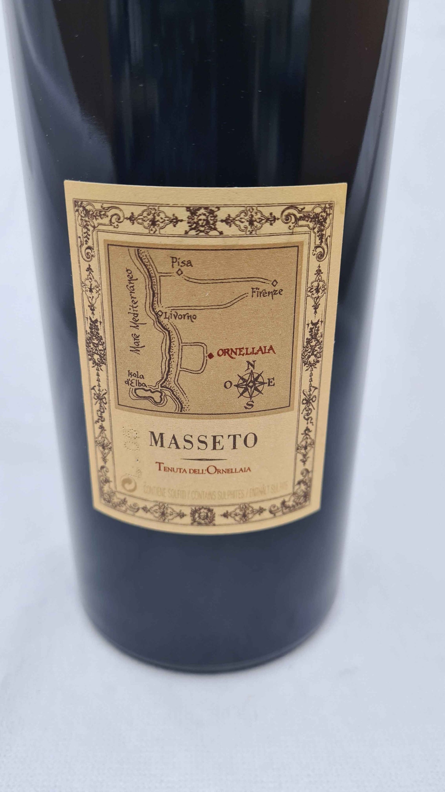 Bottiglia di vino Masseto 2004 Toscana IGT | Vino Rosso 100% Merlot