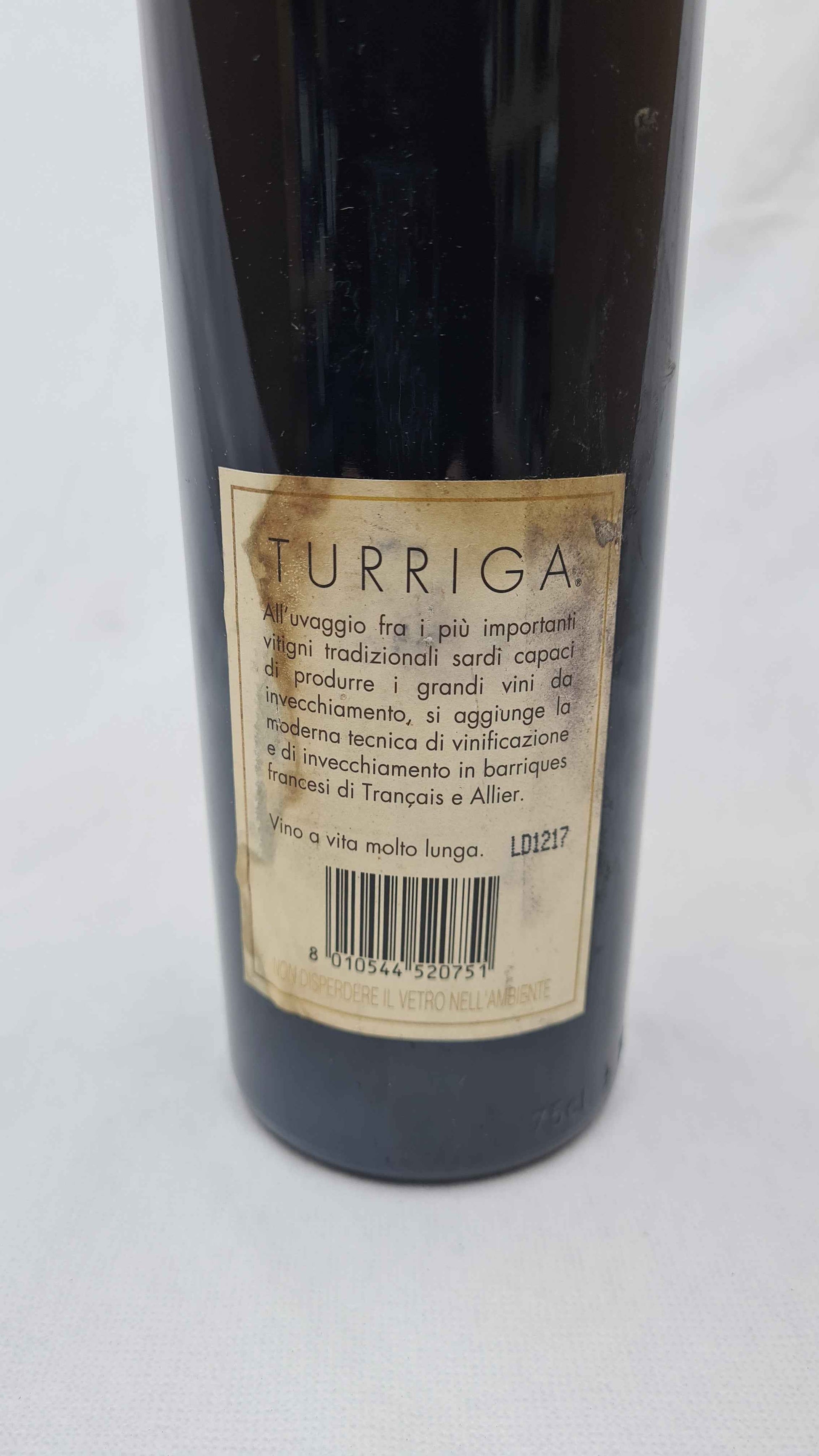 Bottiglia di vino ​Turriga 1997 Isola dei Nuraghi IGT | Vino Rosso Cantine Argiolas