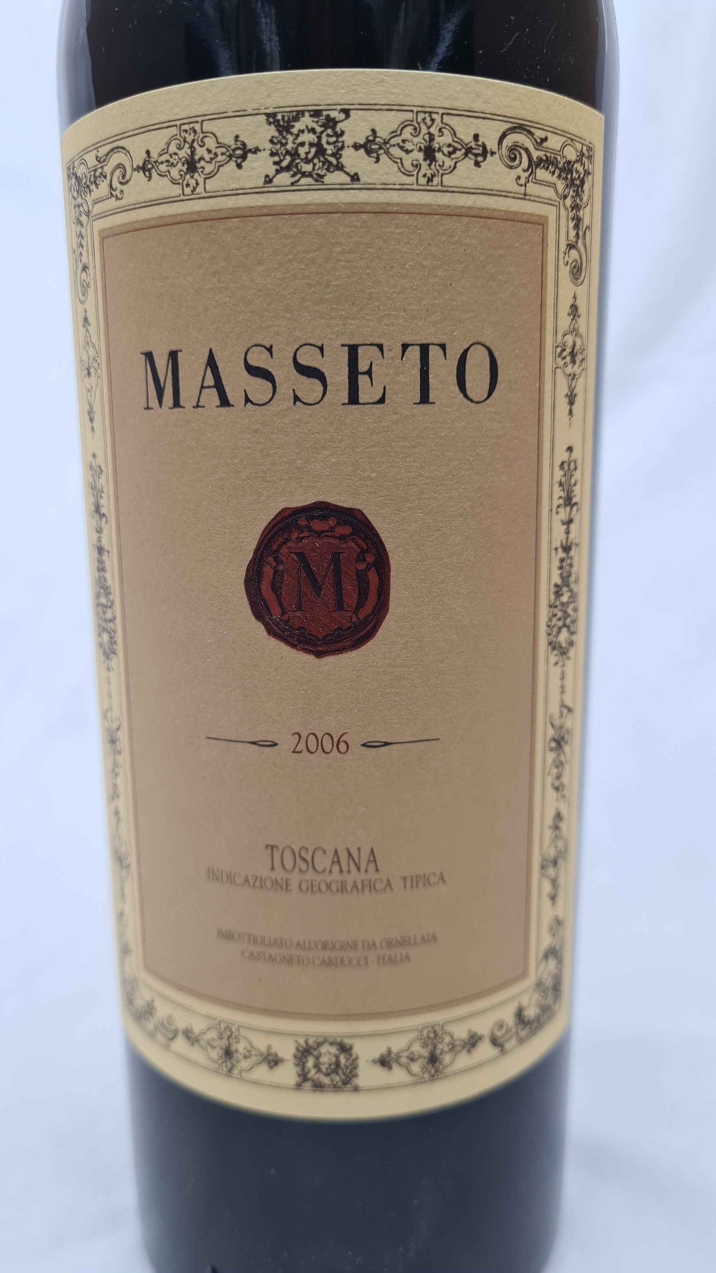 Bottiglia di vino ​Masseto 2006 Toscana IGT | Vino Rosso 100% Merlot
