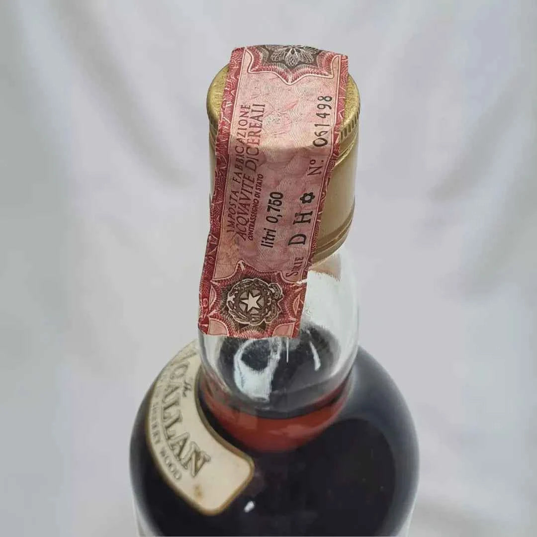 Bottiglia di scotch whisky ​Macallan 8 years old | Single Malt | 75cl 43% | Sherry Wood Cask | Rinaldi