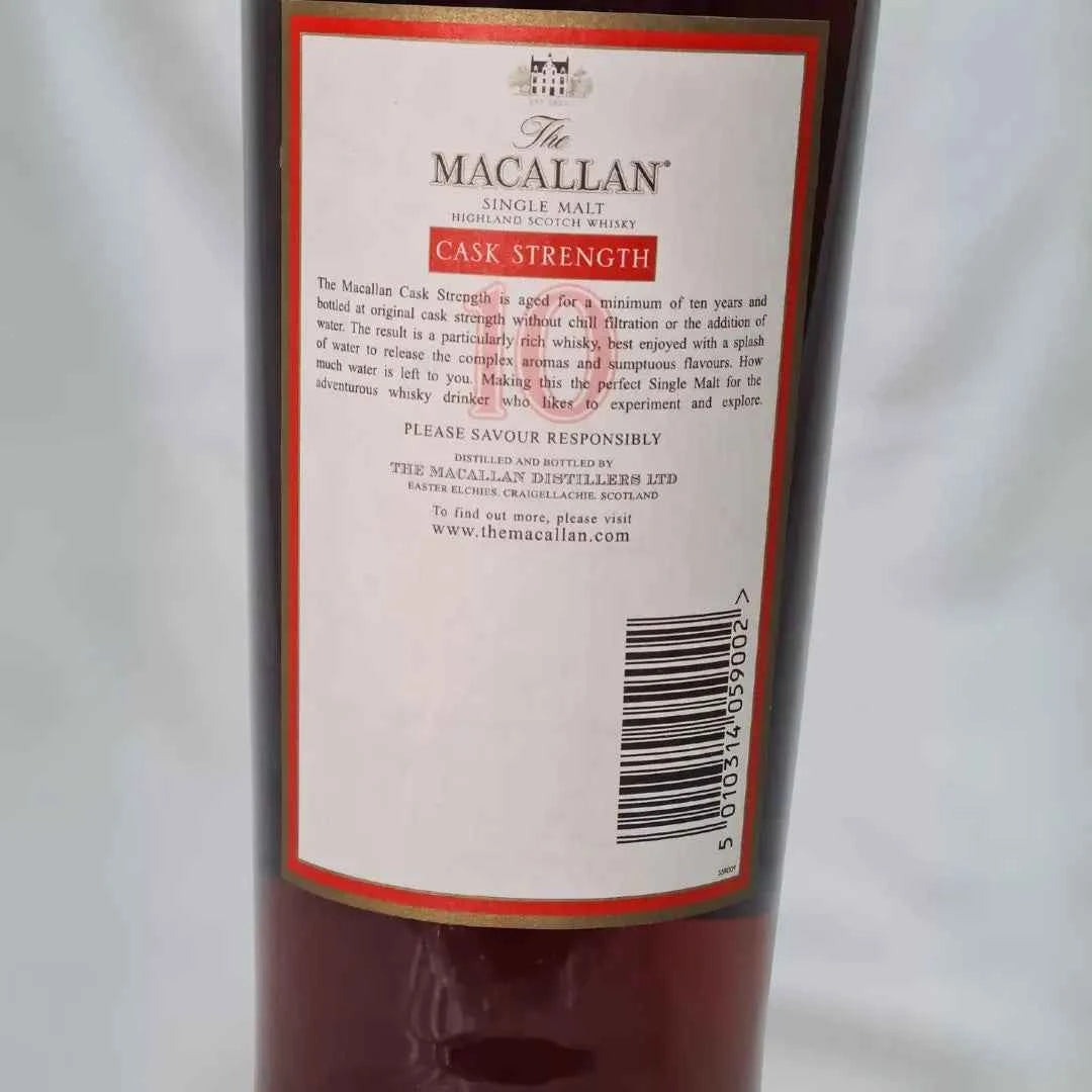 Bottiglia di scotch whisky ​Macallan 10 years old Scotch Whisky | Single Malt Cask Strength | 1L 58,6% | Sherry Wood Cask