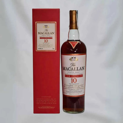 Bottiglia di scotch whisky ​Macallan 10 years old Scotch Whisky | Single Malt Cask Strength | 1L 58,6% | Sherry Wood Cask